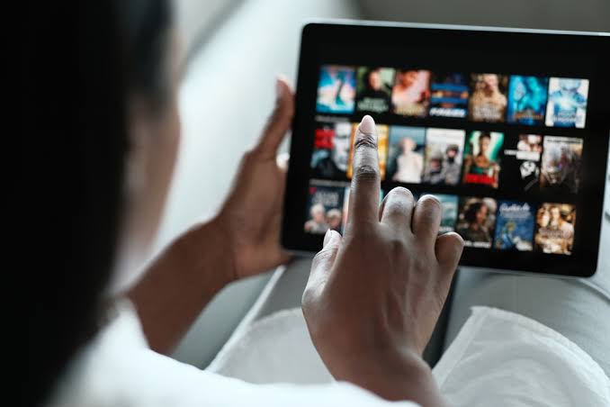 Como organizar seus serviços de streaming: dicas para economizar e gerenciar   Como organizar seus serviços de streaming