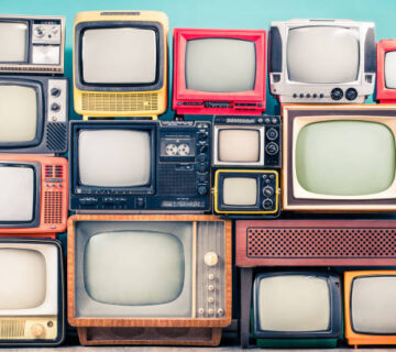 TV liga e desliga sozinha: 7 causas e como resolver   Principal: tv liga e desliga sozinha Secundárias: tv desligando sozinha, smart tv reiniciando sozinha, tv desliga sozinha depois de um tempo